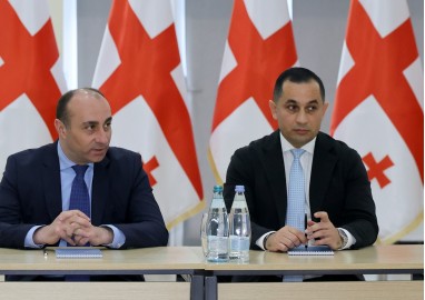 სახელმწიფო უსაფრთხოების სამსახურის უფროსი გეკა გელაძე, პირველ მოადგილე ლაშა მაღრაძესთან ერთად, სახელმწიფო უსაფრთხოების აკადემიის ხელმძღვანელ პირებს შეხვდა.
